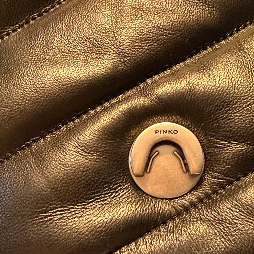 Pinko “Big Puff” Classic Shoulder Bag - Picture 6 of 16